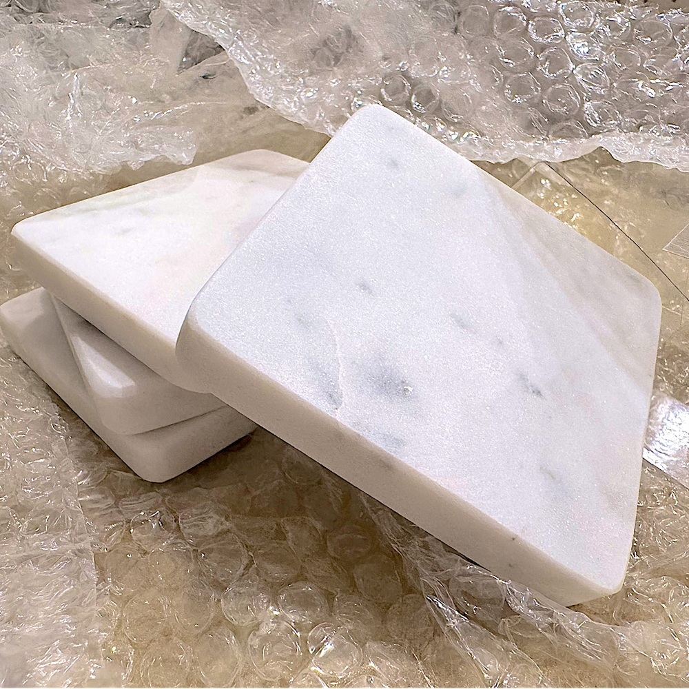 Set of 4 Elegant White and Grey Marble Coasters - Picture 1 of 6